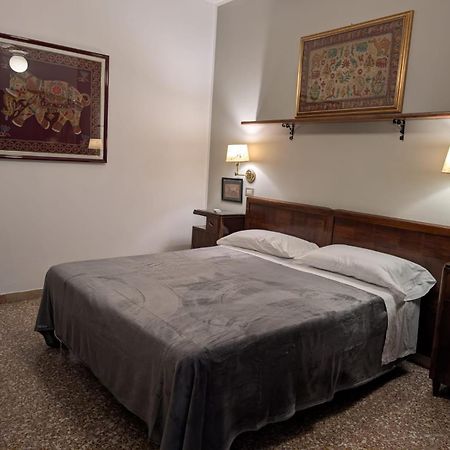 Villa Antonietta Rooms & Coffee Чезенатико Экстерьер фото
