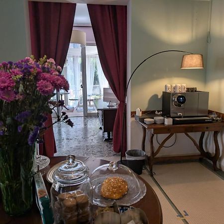 Villa Antonietta Rooms & Coffee Чезенатико Экстерьер фото